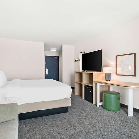 Spark By Hilton 엑톤 외부 사진