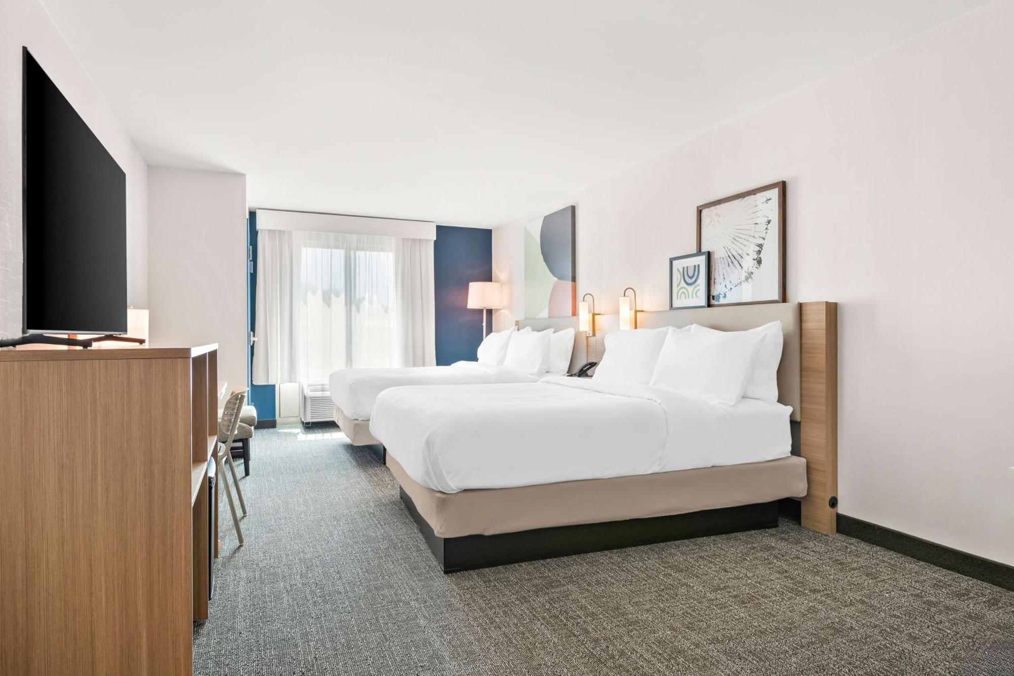 Spark By Hilton 엑톤 외부 사진