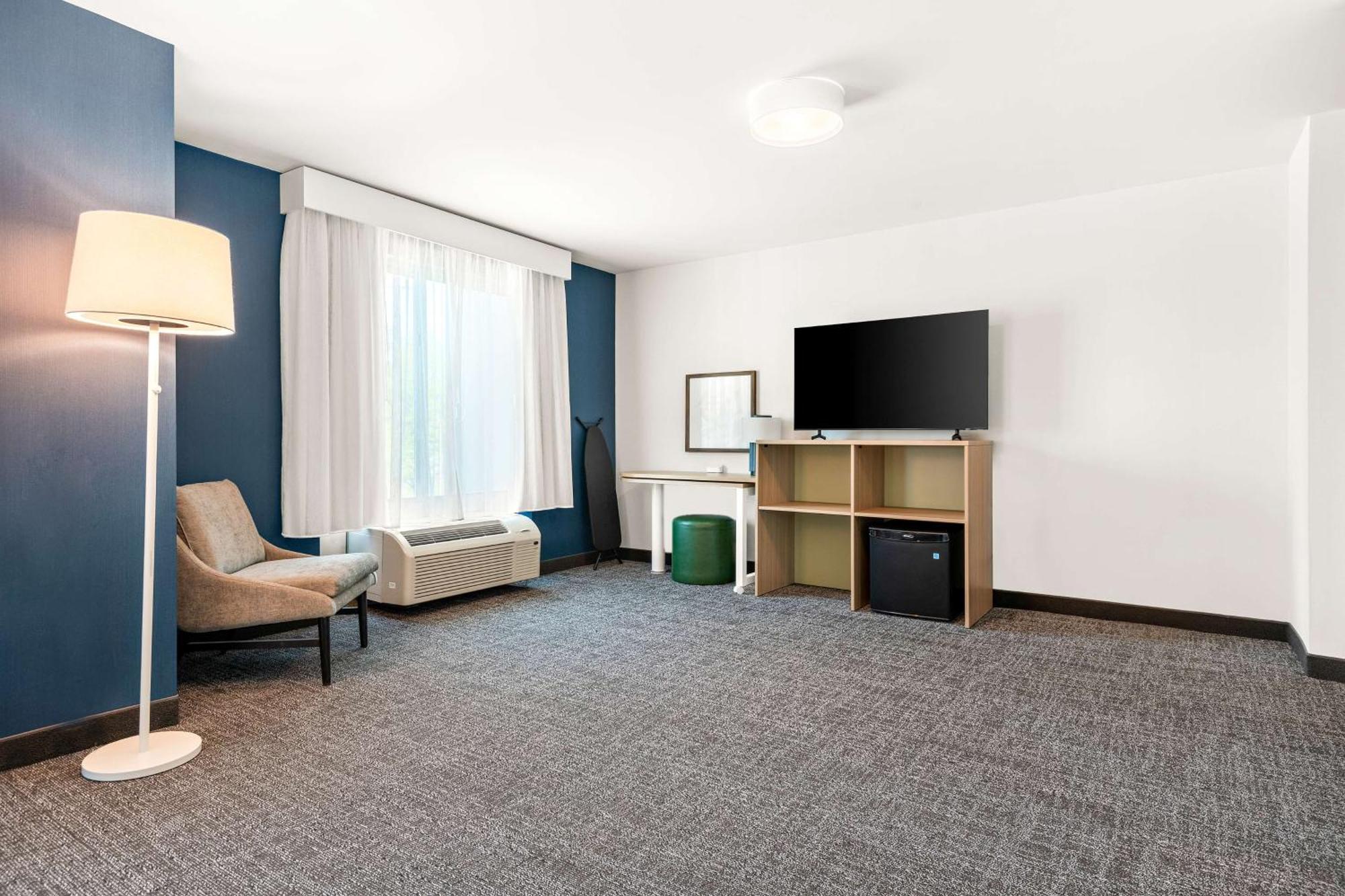 Spark By Hilton 엑톤 외부 사진